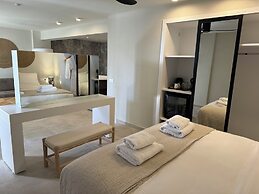 The Noverian Bios Santorini Boutique Hotel