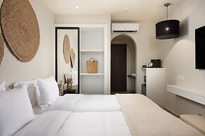 The Noverian Bios Santorini Boutique Hotel