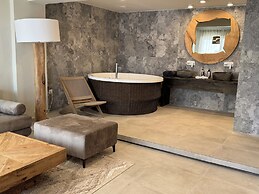 The Noverian Bios Santorini Boutique Hotel