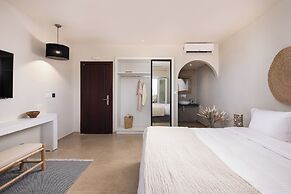 The Noverian Bios Santorini Boutique Hotel