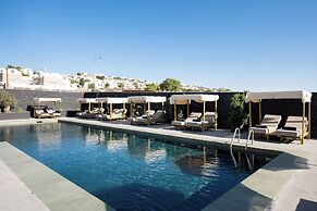 The Noverian Bios Santorini Boutique Hotel