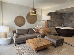 The Noverian Bios Santorini Boutique Hotel