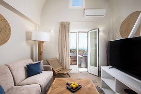 The Noverian Bios Santorini Boutique Hotel