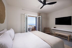 The Noverian Bios Santorini Boutique Hotel