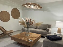 The Noverian Bios Santorini Boutique Hotel