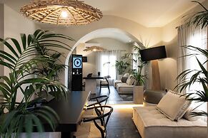 The Noverian Bios Santorini Boutique Hotel