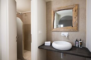 The Noverian Bios Santorini Boutique Hotel