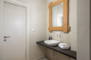 The Noverian Bios Santorini Boutique Hotel