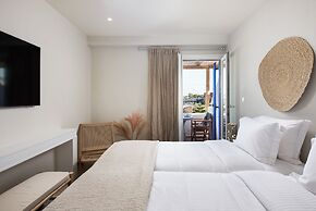 The Noverian Bios Santorini Boutique Hotel