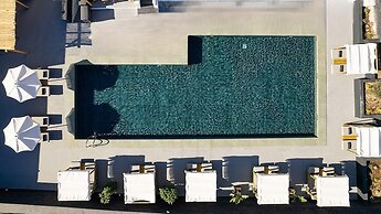 The Noverian Bios Santorini Boutique Hotel