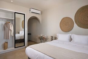 The Noverian Bios Santorini Boutique Hotel