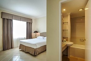 Batavia Hotel and Serviced Apartments