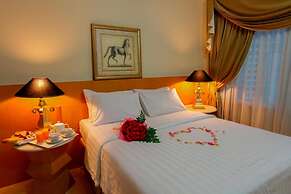 Batavia Hotel and Serviced Apartments