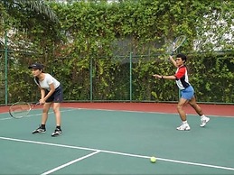 Batavia Hotel and Serviced Apartments