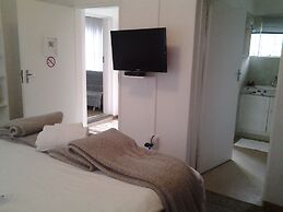 Crane's Nest Guest House at 212