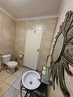 7th Street Guesthouse