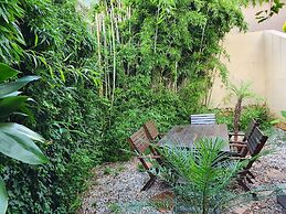 7th Street Guesthouse