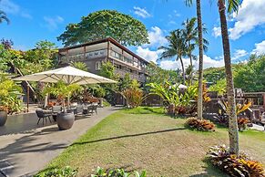Paradise Bay Resort