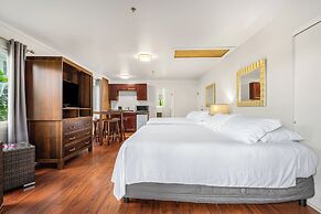 Paradise Bay Resort