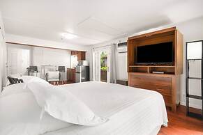 Paradise Bay Resort