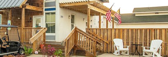 Ocean Sands Beach Boutique Inn - Stay At the Beach