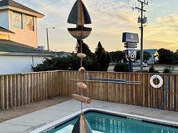 Ocean Sands Beach Boutique Inn - Stay At the Beach