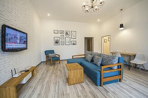 Central Dayflat Apartments