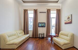 Central Dayflat Apartments