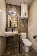Central Dayflat Apartments