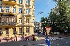 Central Dayflat Apartments