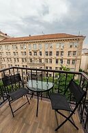 Central Dayflat Apartments