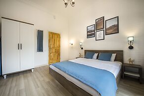 Central Dayflat Apartments