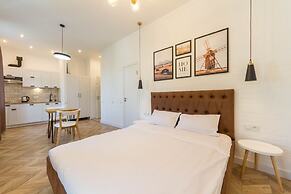 Central Dayflat Apartments