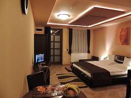 Bajor Panzio Aparthotel Restaurant - Adults Only