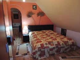 Bajor Panzio Aparthotel Restaurant - Adults Only