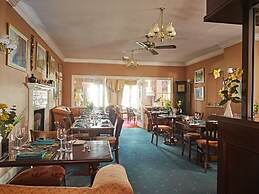 Corse Lawn House Hotel