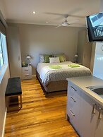 Sinclairs Country Retreat - Adults Only