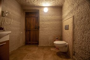 Seven Rock Cave Hotel