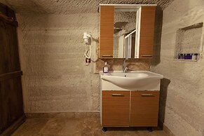 Seven Rock Cave Hotel