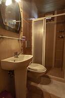 Seven Rock Cave Hotel