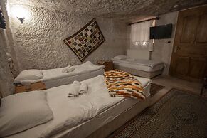 Seven Rock Cave Hotel