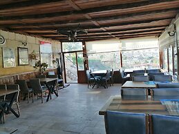 Seven Rock Cave Hotel