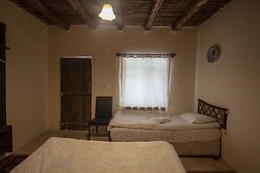 Seven Rock Cave Hotel