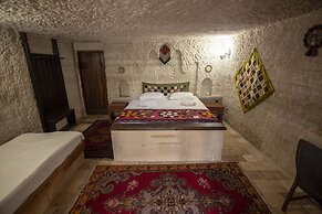 Seven Rock Cave Hotel