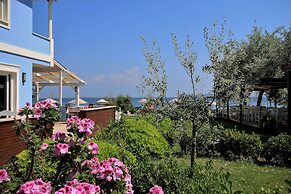 Cundavilla Hotel & Suites