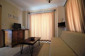 Cundavilla Hotel & Suites