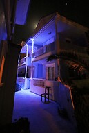 Cundavilla Hotel & Suites