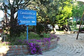 Cundavilla Hotel & Suites