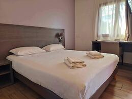 Logis Hôtel Le Mistral - Restaurant - Montélimar sud