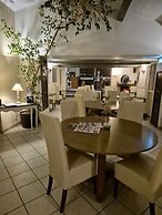 Logis Hôtel Le Mistral - Restaurant - Montélimar sud